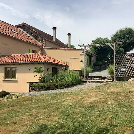 D Hotes Granal Vendégház